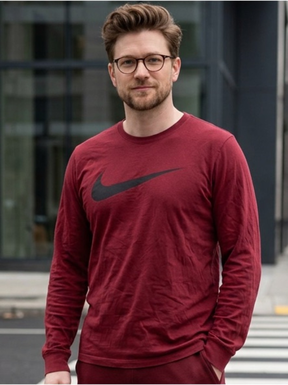 NIKE Long Sleeve Tee Medium Burgundy Red skuf